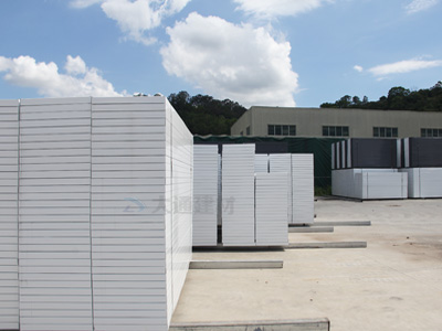 大通建材施工圍擋一般多少錢一米？批發(fā)有優(yōu)惠嗎？